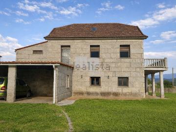 Casa rústica, Ponteareas