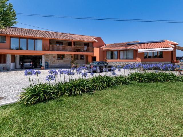 Casa rústica, Galegos