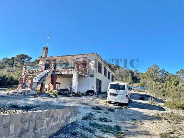 Casa rústica, Querol