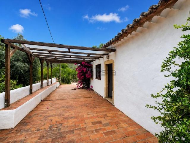Casa rústica, Querença