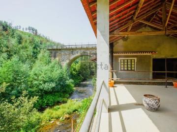Quinta à venda em Raiva