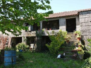Casa rústica, Real Ataíde Oliveira
