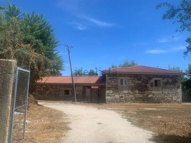 Casa rústica, Outeiro