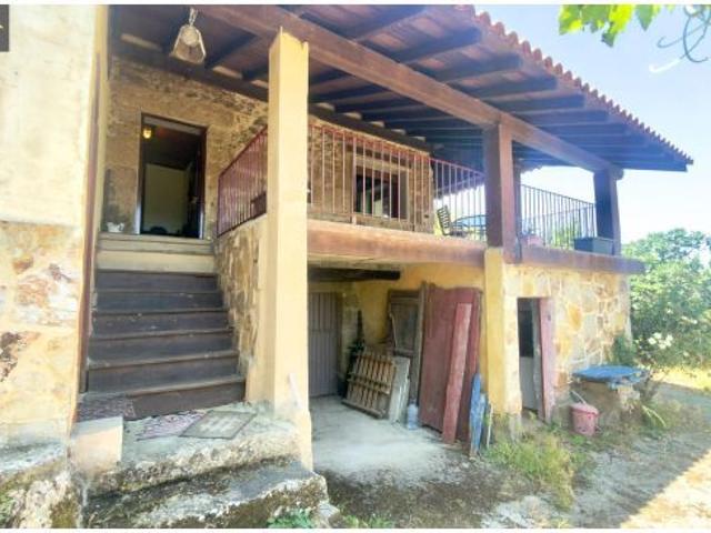 Casa rustica reformada en el año 2010 en Castrelo de Miño