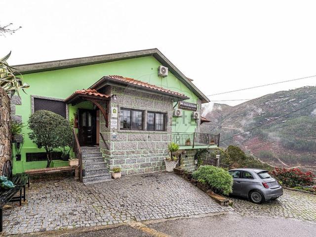 Casa rústica, Rio Caldo