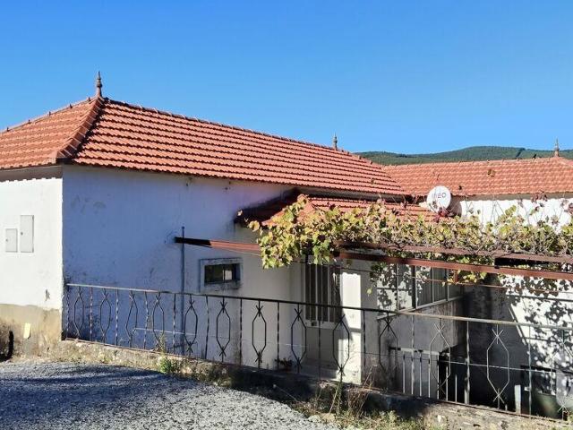 Casa rústica T4 em Pedrógão Grande de 426,43 m²