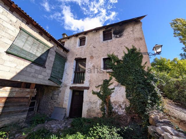 Casa rústica, Tella Sin