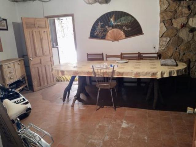 Casa rústica Venta Covarrubias, Ura