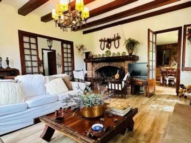 Casa rústica Venta Castellví de Rosanes, Castellví de Rosanes