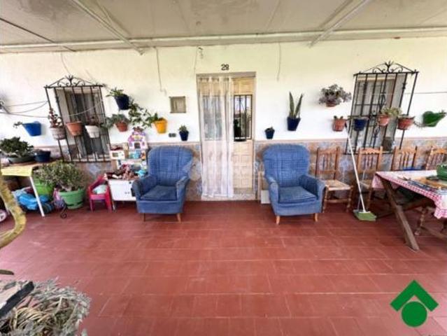 Casa rústica Venta Álora, Paredones