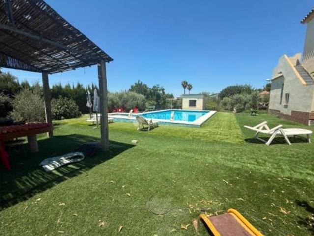 Casa rústica Venta Arahal, Arahal