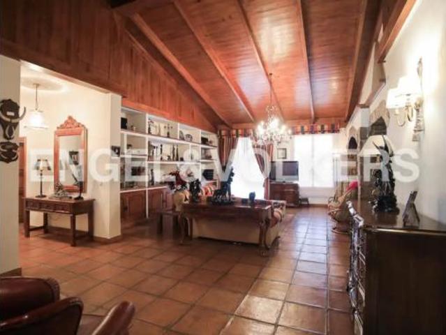 Casa rústica Venta Ayora, Casas de Madrona
