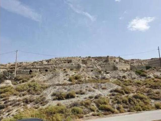 Casa rústica Venta Baza, Baza