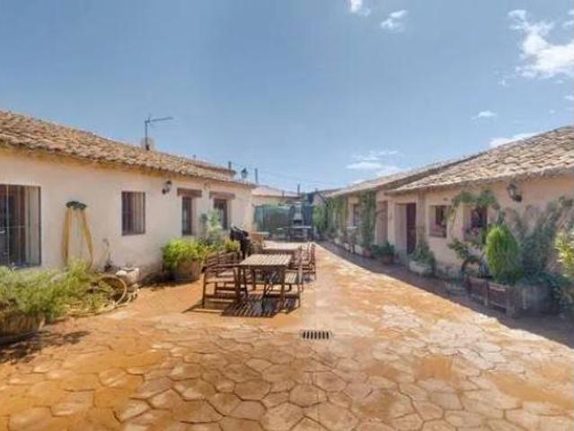 Casa rústica Venta Benafarces, Benafarces