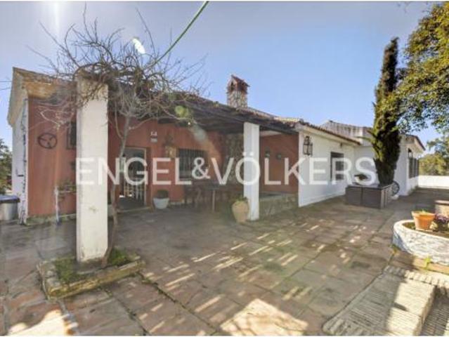 Casa rústica Venta El Castillo de Las Guardas, Arroyo de La Plata