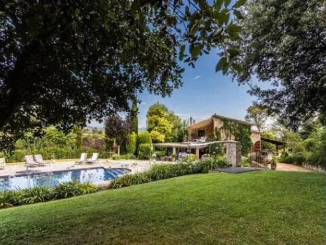 Casa rústica Venta Esponellà, Esponellà