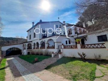 Casa rústica Venta Òrrius, Òrrius