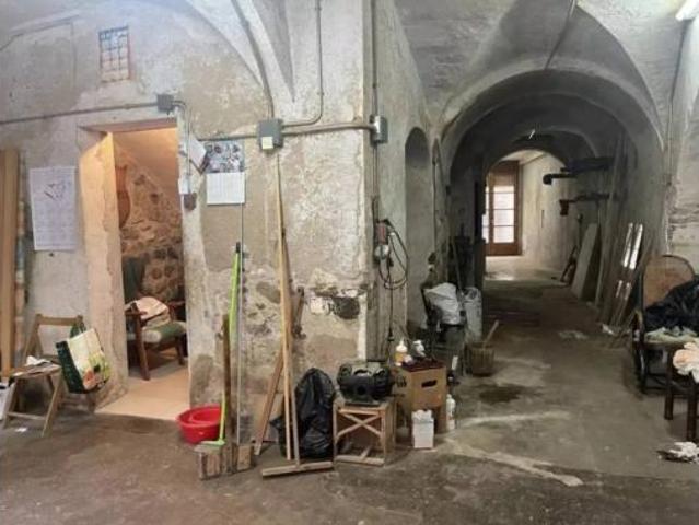Casa rústica Venta Maià de Montcal, Maià de Montcal