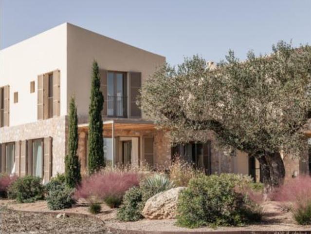 Casa rústica Venta Maria de la Salut, Maria de la Salut