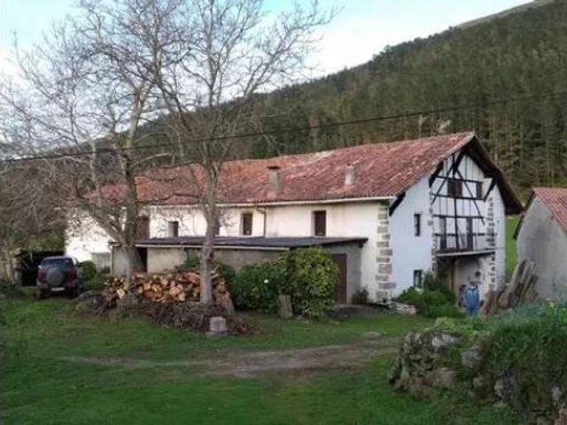 Casa rústica Venta Nabarniz, Nabarniz