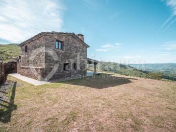 Casa rústica Venta Santa María de Cayón, Santa María de Cayón