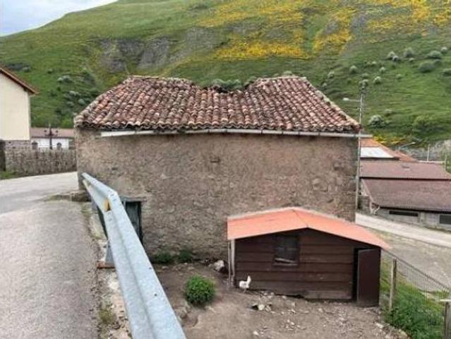 Casa rústica Venta Santiurde de Reinosa, Lantueno