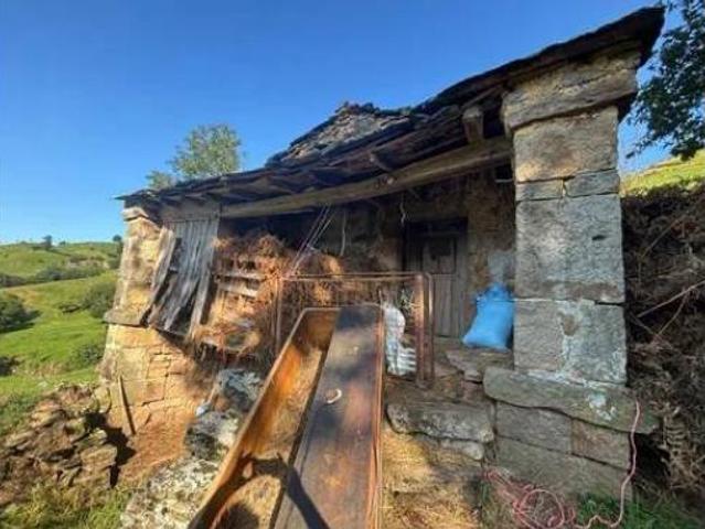 Casa rústica Venta Saro, Saro