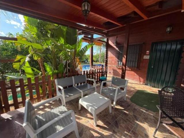 Casa rústica Venta Paradas, Paradas