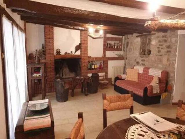 Casa rústica Venta Pira, Pira