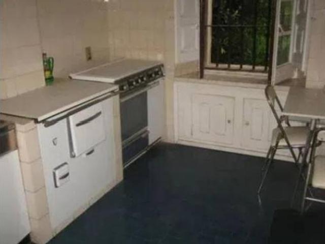 Casa rústica Venta Pradoluengo, Pradoluengo