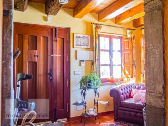 Casa rústica Venta Riello, Riello