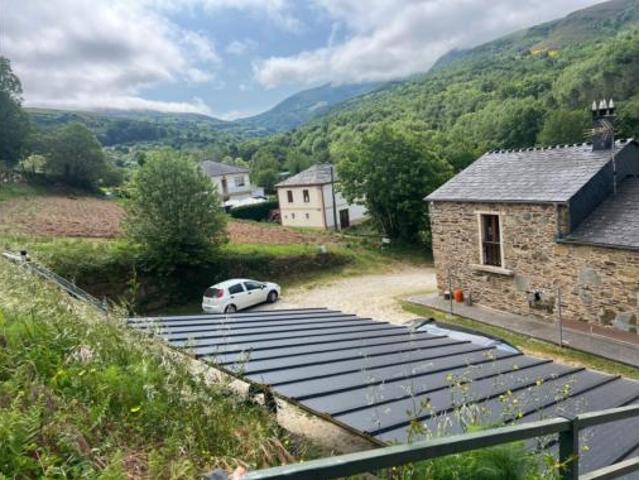 Casa rústica Venta Triacastela, Triacastela Casco Urbano