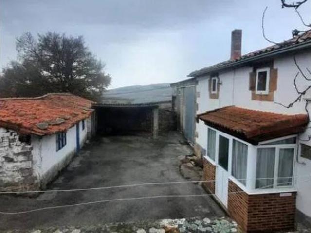 Casa rústica Venta Valdeolea, Barriopalacio