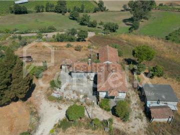 Casa rústica, Vila Cova da Lixa e Borba de Godim