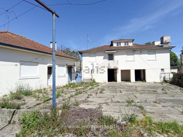 Casa rústica, Vilar e Mosteiró
