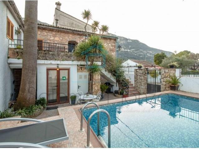 CASA RURAL MONTDUVER