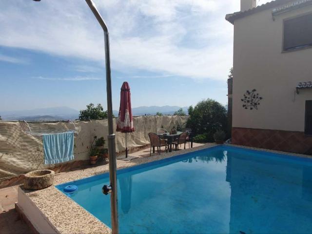 CASA RURAL CON PISCINA