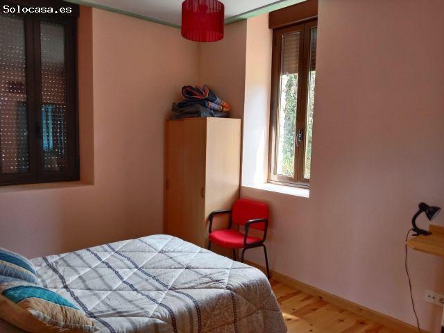 CASA RURAL, DE PIEDRA, LA OMAÑUELA RIELLO LÉON