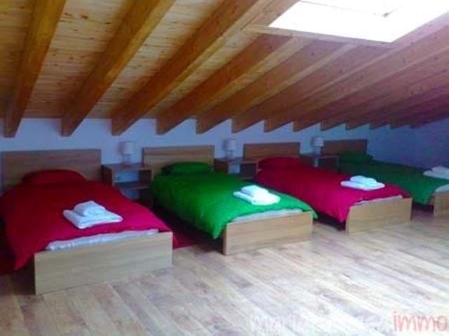 Casa Rural en Bajauri – Confort, Naturaleza y Espacio para Grupos