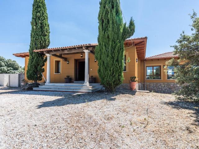 Casa rural en venta, Cenicientos, Madrid