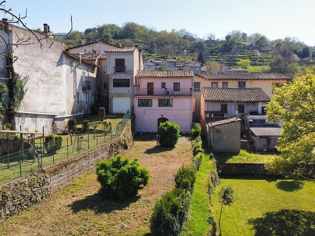 Casa rural en venta en calle Del Pont, Santa Pau, de 340 m² 4 habitaciones por 280.000