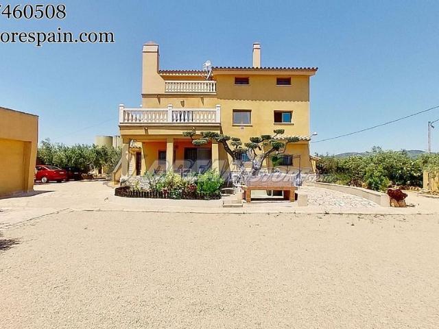 Casa rural en venta en calle Ds Diseminats, Camarles, de 450 m² 10 habitaciones por 575.000