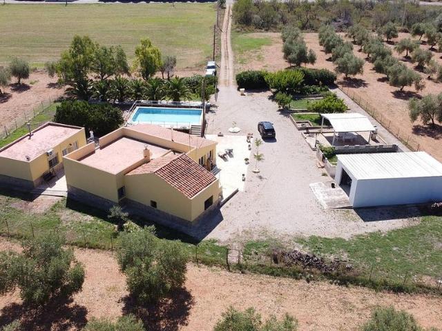 Casa rural en venta en calle Partida Bo Anolls, Ulldecona, de 180 m² 3 habitaciones por 365.000
