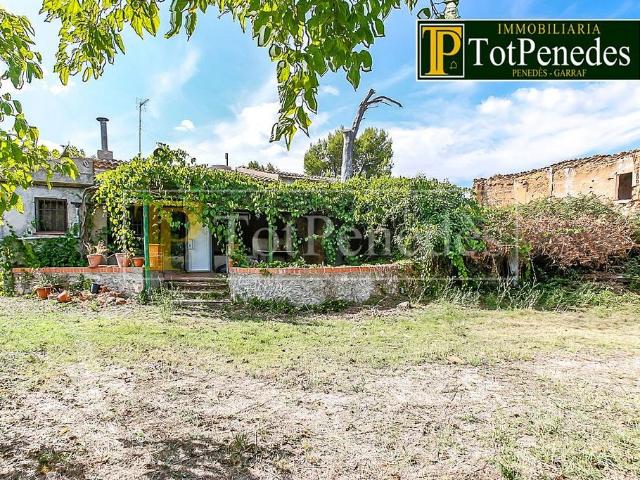 Casa rural en venta en calle Vial, Sant Martí Sarroca, de 489 m² 3 habitaciones por 140.000