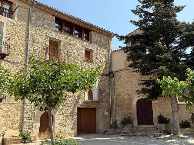 Casa rural en venta en plaza Major Alberola, Os de Balaguer, de 295 m² 4 habitaciones por 275.000