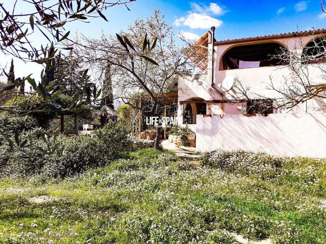 Casa rural en venta en Rasquera, de 337 m² 11 habitaciones por 730.000