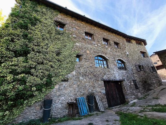 Casa rural en venta en Valls de Valira, Les, de 651 m² 7 habitaciones por 685.000