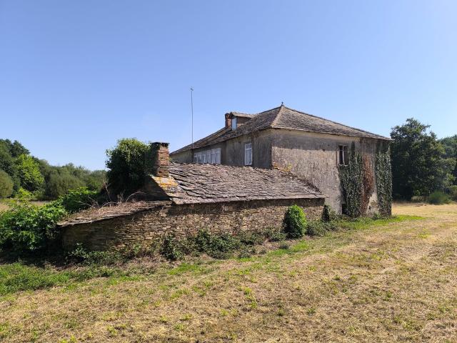 Casa rural 8 dormitorios 450 m2 467m² Outeiro de Rei