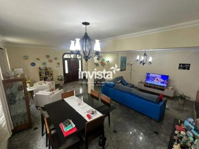 CASA RARA À VENDA | 325 m² DE TERRENO | 4 DORMITÓRIOS | ENERGIA SOLAR | ALTO POTENCIAL DE VALORIZAÇÃ