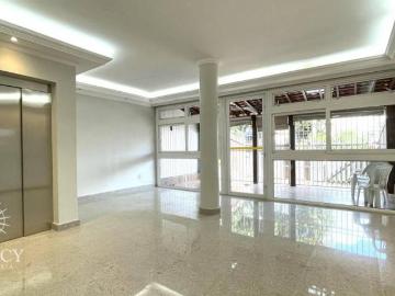 Asa Sul, Lago Sul, Distrito Federal - Garagem